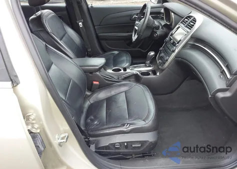 2015 Chevrolet Malibu 1Lz из США, поврежденный, VIN 1G11F5SL1FF171247